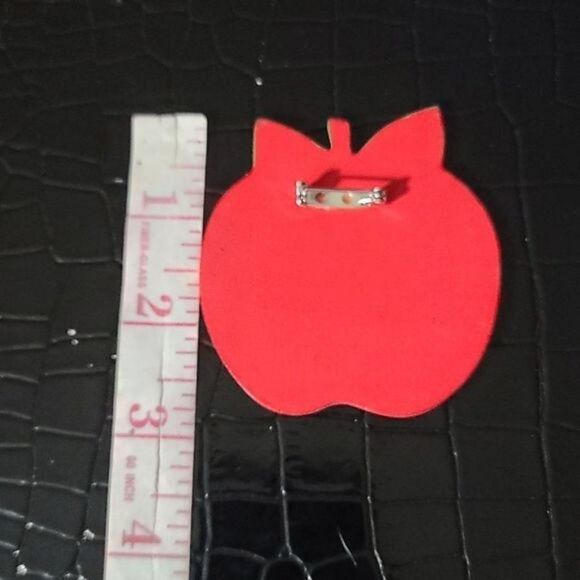 Vintage Wooden A+ Teacher Apple Chalkboard Look Pin Brooch - Picture 5 of 7
